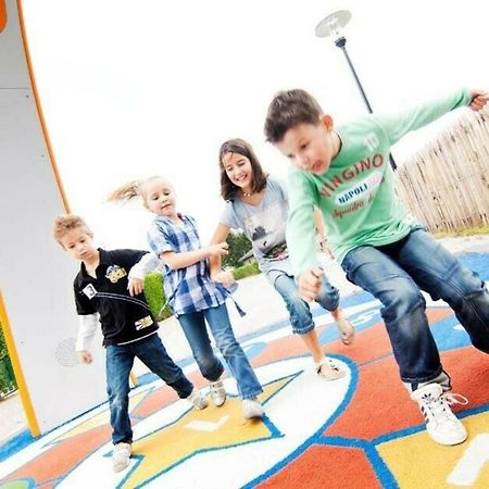 18 Persoons Veluwe Villa 부투이젠 외부 사진