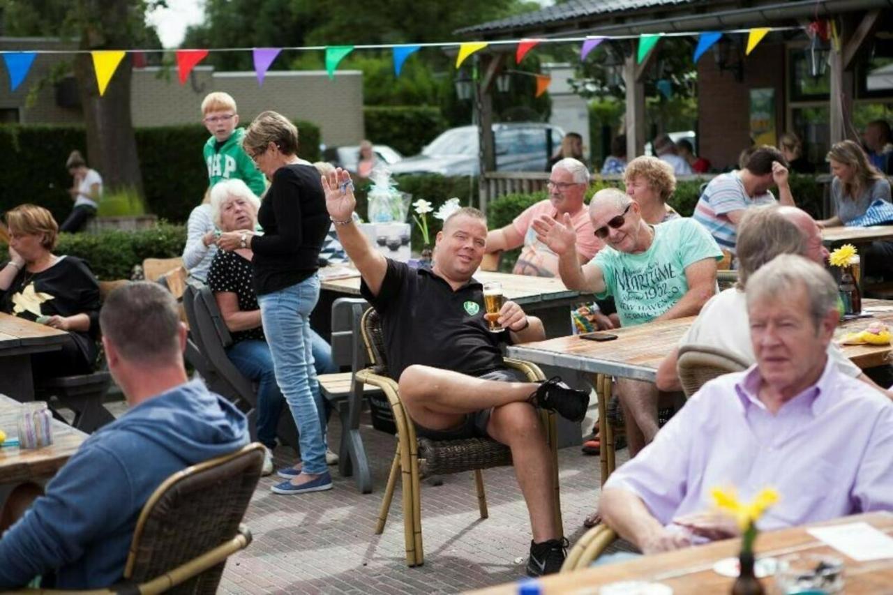 18 Persoons Veluwe Villa 부투이젠 외부 사진
