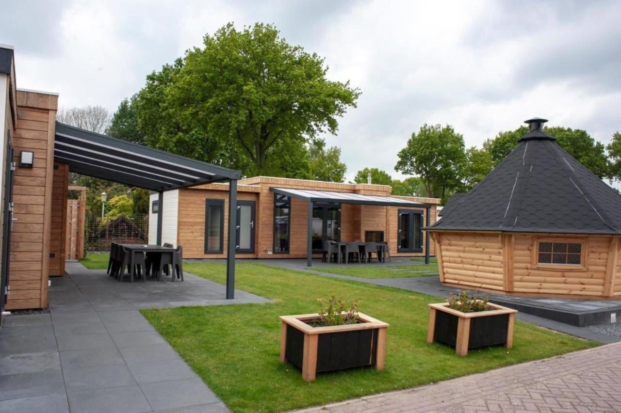 18 Persoons Veluwe Villa 부투이젠 외부 사진